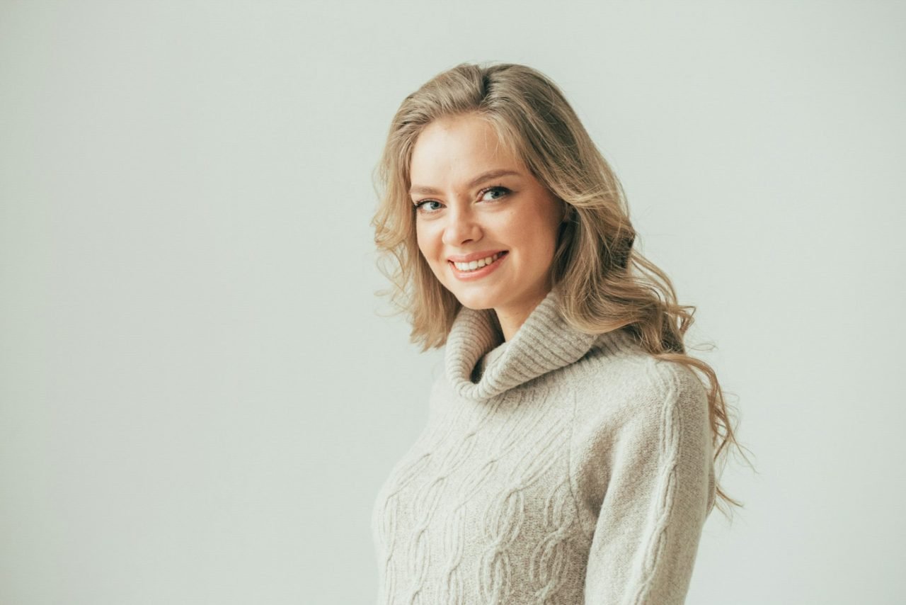 Beautiful woman with long blonde hair natural portrait