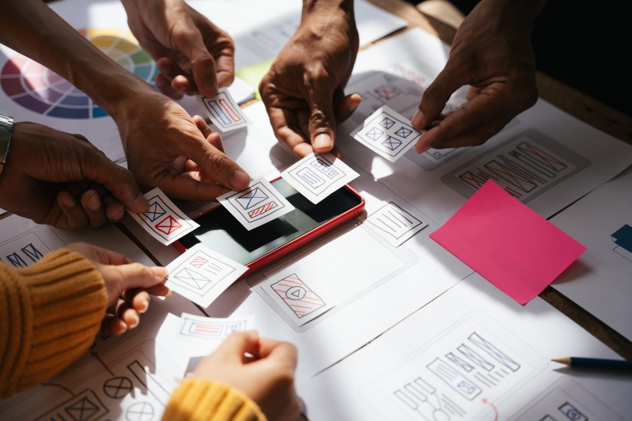 ux Graphic designer creative sketch planning application process development prototype wireframe for