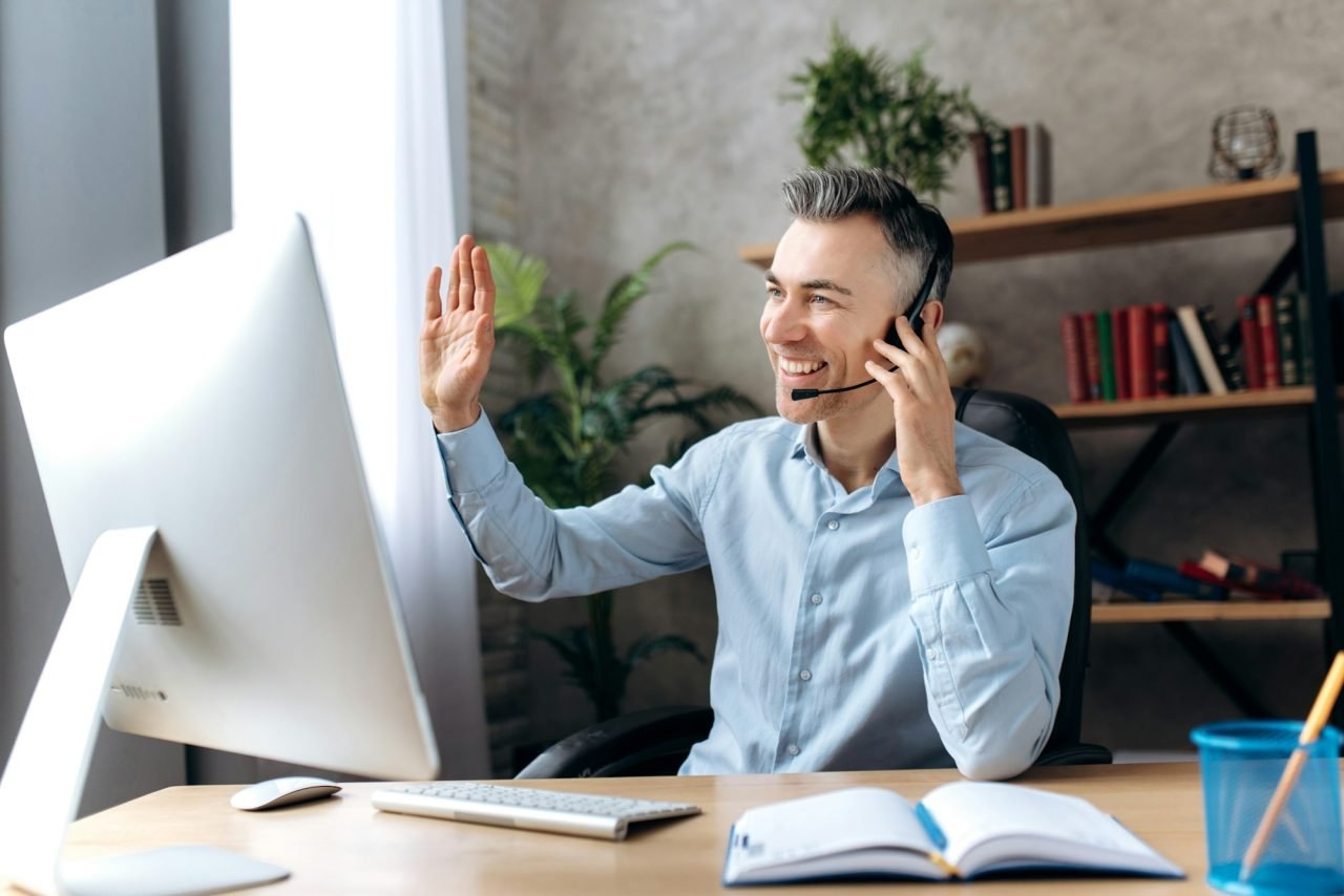 man caucasian business briefing confident successful online